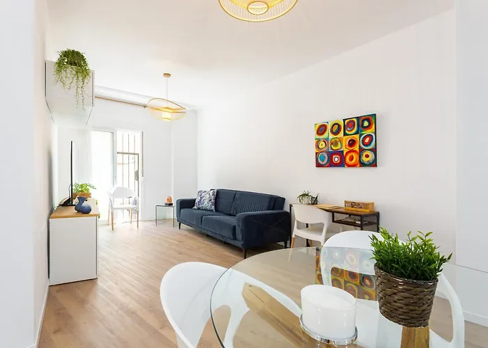 Twins Nest * Málaga